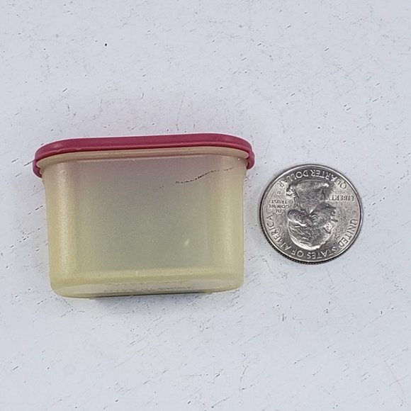 Tupperware Modular Mate Magnet Kitchen Fridge - Picture 2 of 3